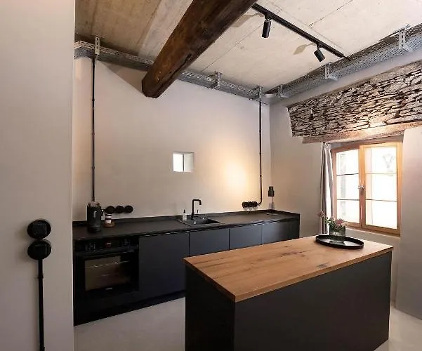 Klara Rooms