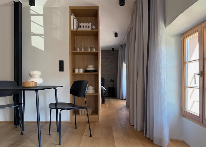 Klara Rooms