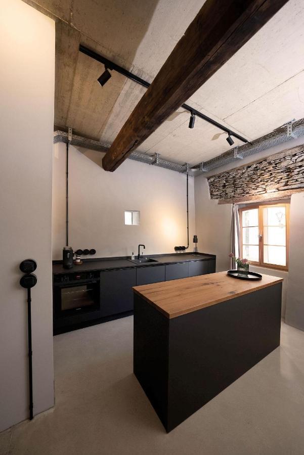 Klara Apartment *
